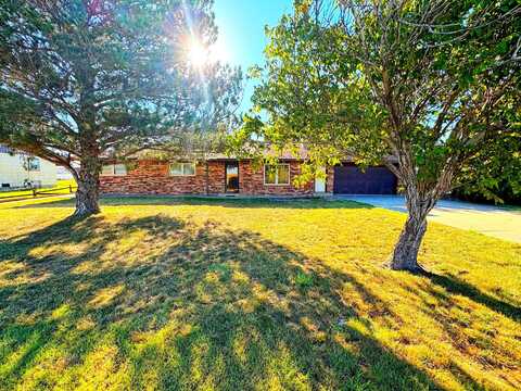 106 middle Street, Balko, OK 73931