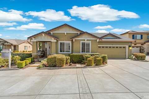 625 Embassy Circle, Vacaville, CA 95688