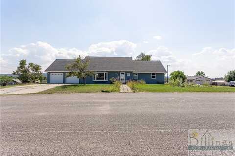 934 5th St W, Roundup, MT 59072