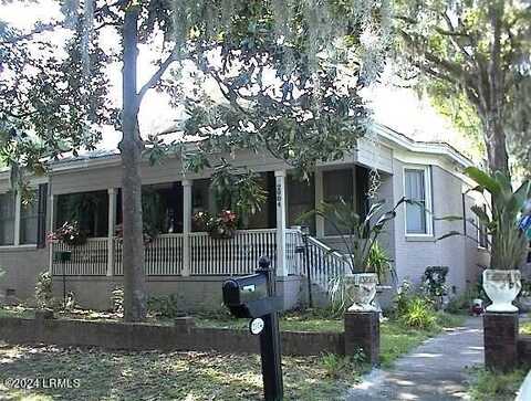 2004 North Street, Beaufort, SC 29902