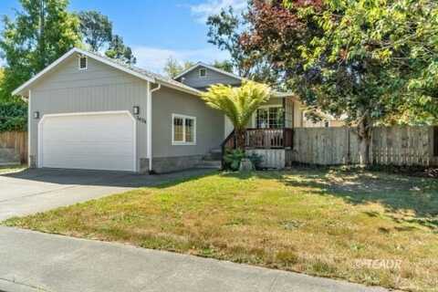 3426 E college St, Fortuna, CA 95540