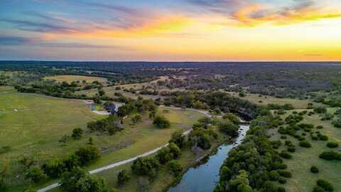 170 Goose Landing Way, Harper, TX 78631