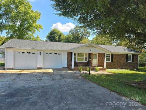 1820 Irish Potato Road, Concord, NC 28025