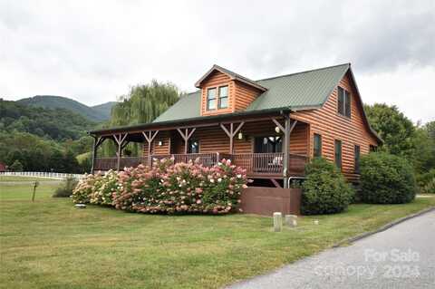 170 Panoramic Loop, Maggie Valley, NC 28751