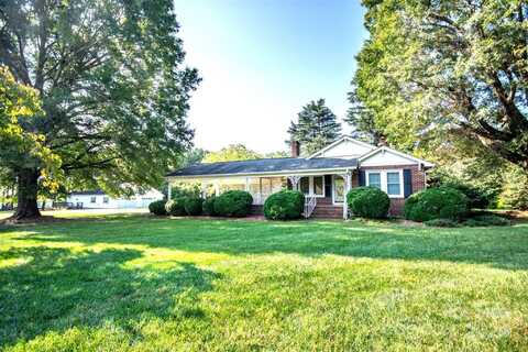 4135 Taylorsville Highway, Statesville, NC 28625