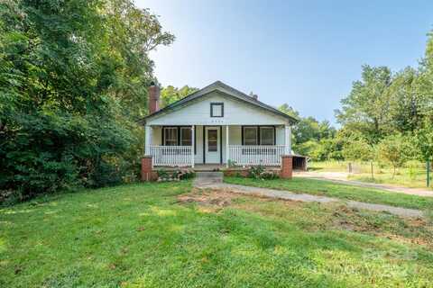 2724 Peachtree Road, Statesville, NC 28625