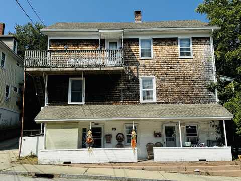 24-26 Merchants Avenue, Norwich, CT 06380