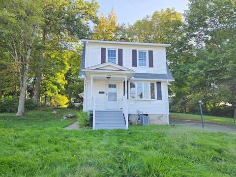 389 Newridge Avenue, Waterbury, CT 06708