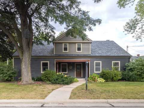 23 WINONA COURT, Appleton, WI 54911