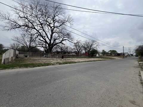 905 Taini, Del Rio, TX 78840