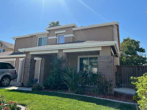 721 Heron Drive, Los Banos, CA 93635