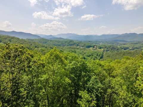 Lowery Lane, Franklin, NC 28734