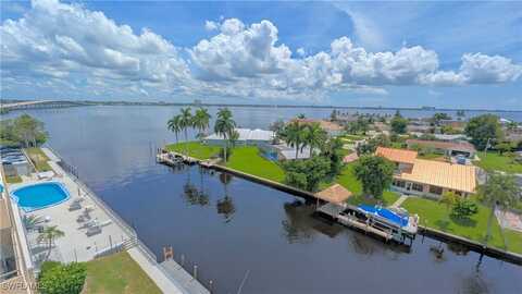 1766 Cape Coral Parkway E, Cape Coral, FL 33904