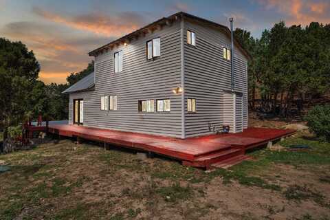 555 Albers Valley Road, Regina, NM 87046