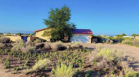 605 Camino De La Tierra, Corrales, NM 87048