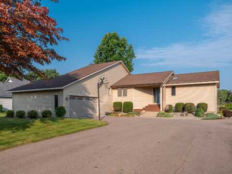 9374 E Arrowhead Drive, Scotts, MI 49088