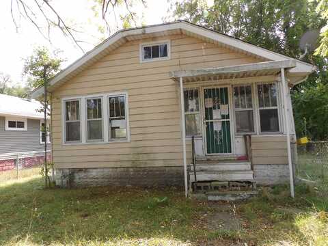 868 Edgecumbe Avenue, Benton Harbor, MI 49022