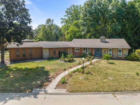 51965 Whitestable Lane, South Bend, IN 46637