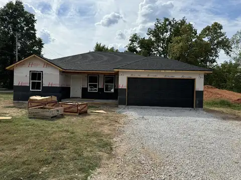 517 S Euclid Avenue, Marionville, MO 65705