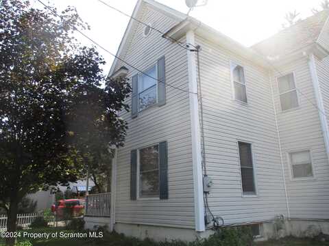 428 Hudson Street, Moosic, PA 18507