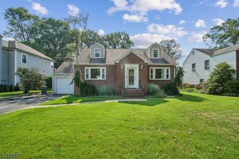 517 Ashwood Rd, Springfield, NJ 07081