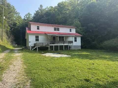 1164 Big Br, Harts, WV 25524