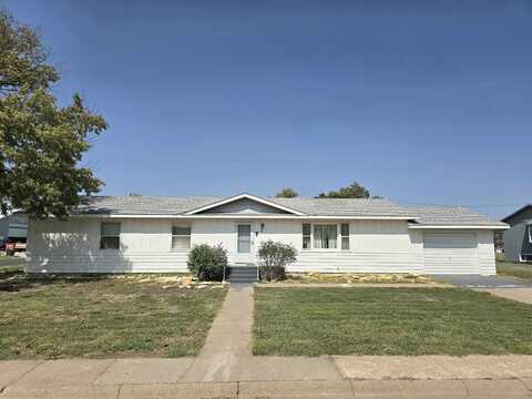 200 E 11th, La Crosse, KS 67548