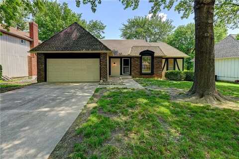 1412 E Salem Lane, Olathe, KS 66210