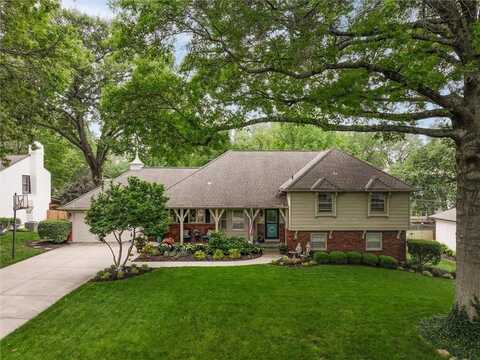 7411 W 100th Place, Overland Park, KS 66212