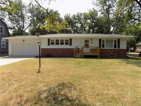 328 W 15th Street, Ottawa, KS 66067