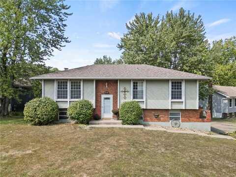 900 Sunset Strip Street, Excelsior Springs, MO 64024