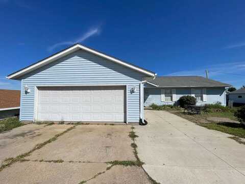 3221 Edgewood Rd SW, CedarRapids, IA 52404