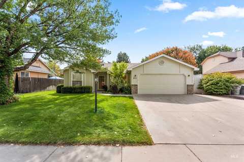 813 W Oakmont Ave, Nampa, ID 83686