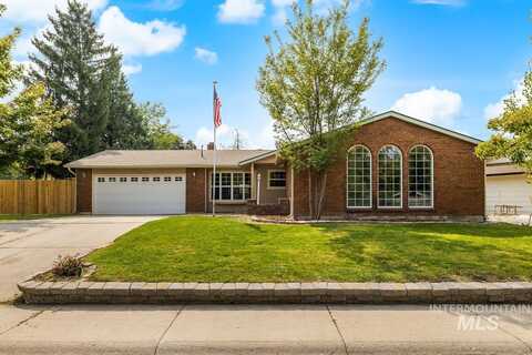 9001 W Brookview Ct, Boise, ID 83709