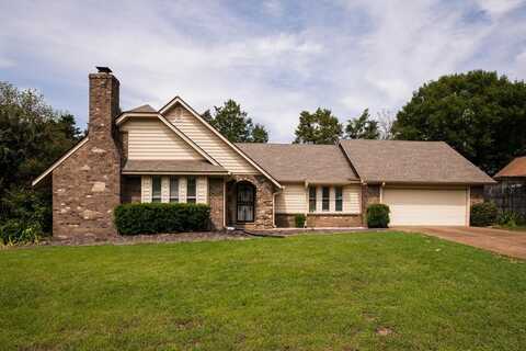 8036 WINDING CREEK, Germantown, TN 38138