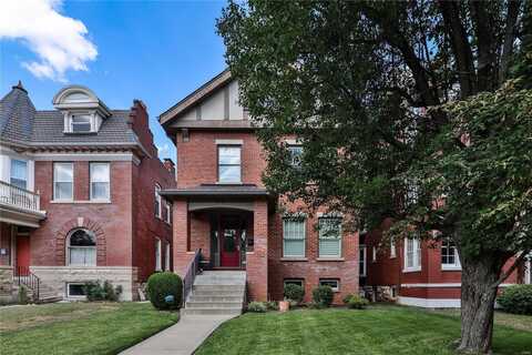 4321 Maryland Avenue, Saint Louis, MO 63108