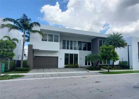 10273 NW 74th Ter, Doral, FL 33178