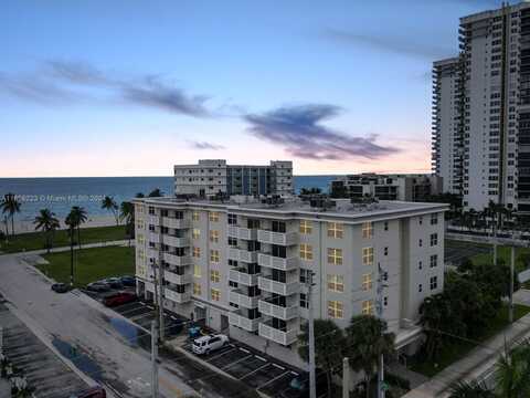 1901 S Ocean Dr, Hollywood, FL 33019