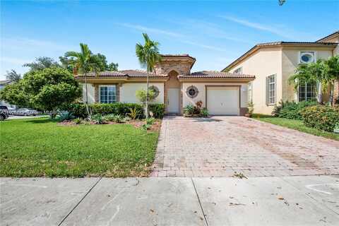 9372 SW 226th Ter, Cutler Bay, FL 33190