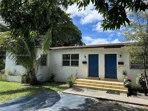 1250 NW 58th St, Miami, FL 33142