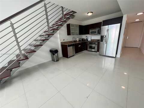 41 SE 5th St, Miami, FL 33131