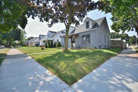 3649 S Pine Ave, Milwaukee, WI 53207