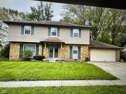 815 Knollwood Drive, Greenwood, IN 46142