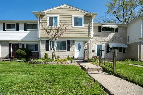 123 Mark, Clinton Township, MI 48043