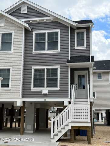 12 Shell Road, Mantoloking, NJ 08738