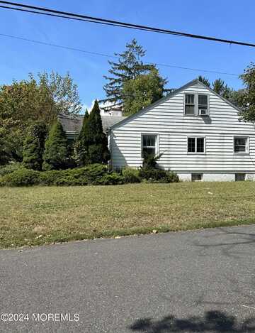 405 Roosevelt Avenue, Oakhurst, NJ 07755