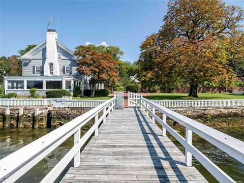 128 Harbor Road, Cold Spring Harbor, NY 11724