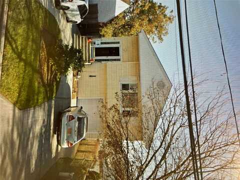 undefined, Lindenhurst, NY 11757