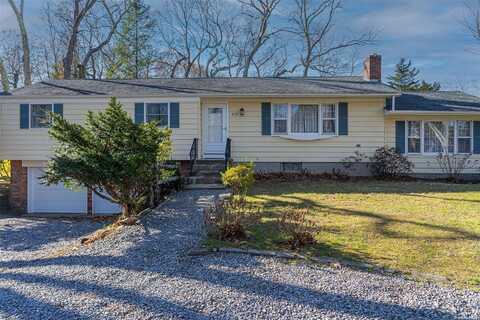 155 Delmar Drive, Laurel, NY 11948