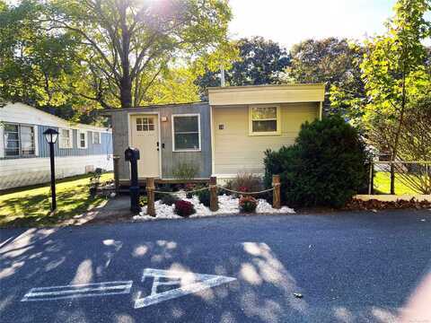 620 #38 Montauk Highway, Westhampton Beach, NY 11978